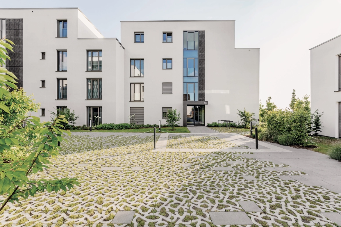 ökologische Parkplatzfläche in einem Wohnqartier mit dem GDM.SCADA ornament 