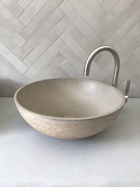 Round countertop washbasin sand