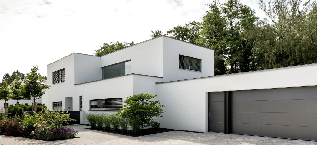 villa terrace planted modern