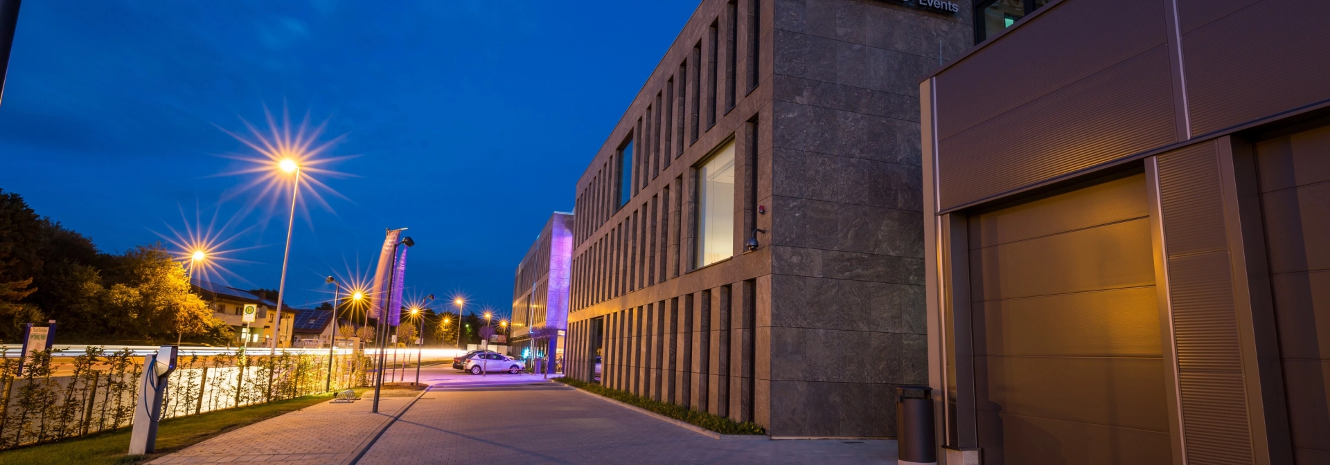 hotel modern entrance