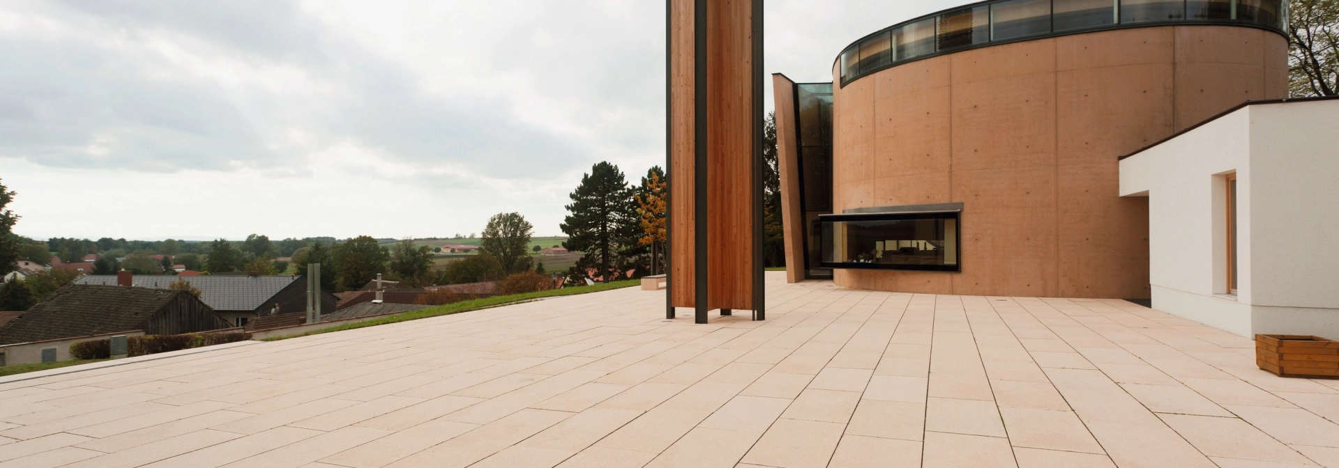 branch church forecourt