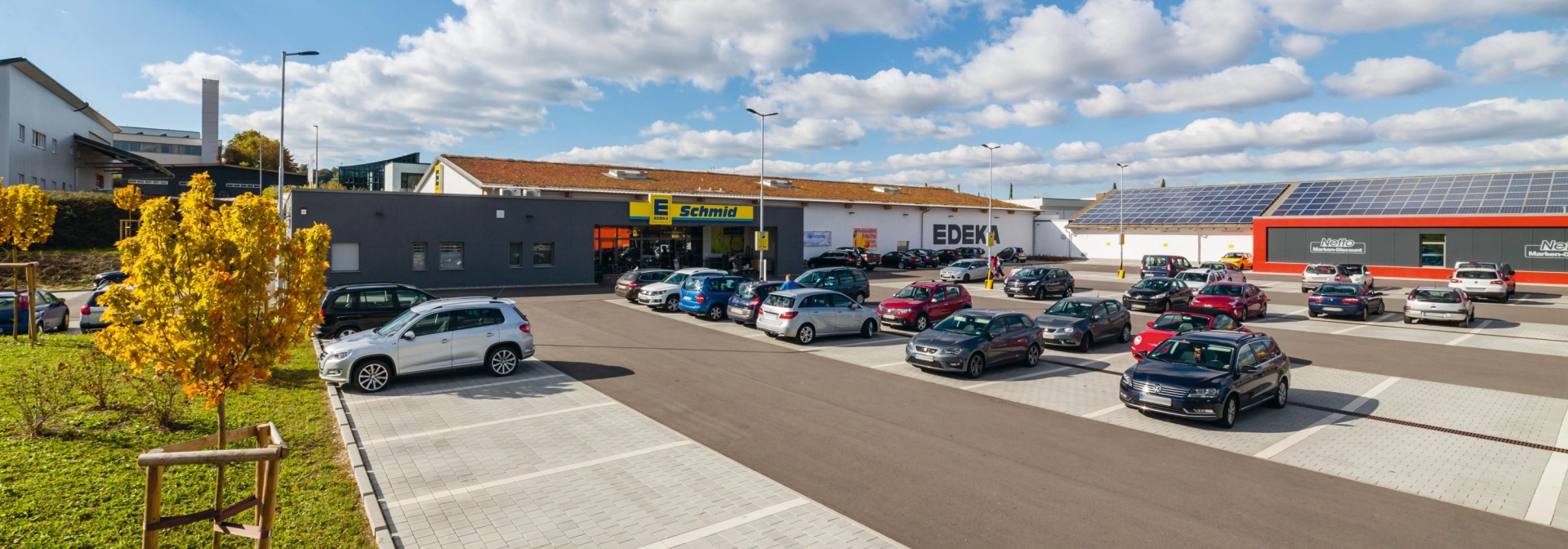 parking lot shopping store