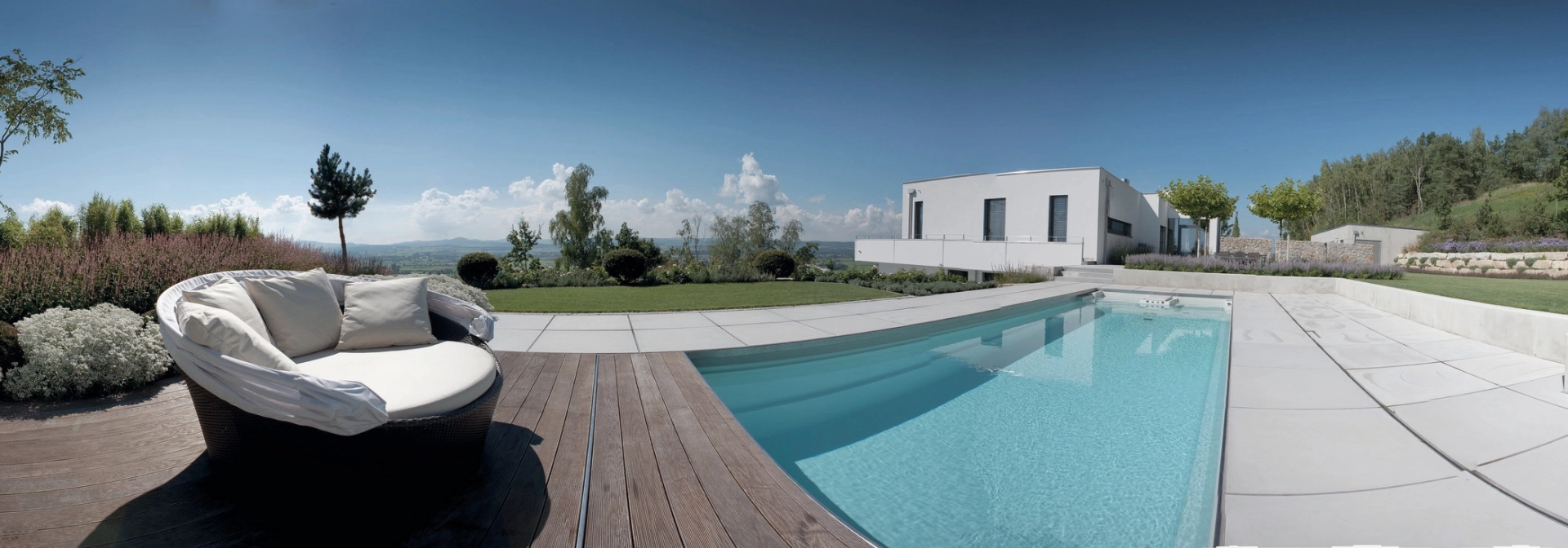 garden pool villa view
