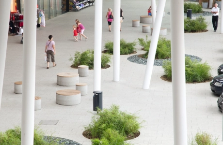 plaza shopping center planted modern
