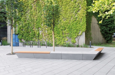 building inner courtyard university planted