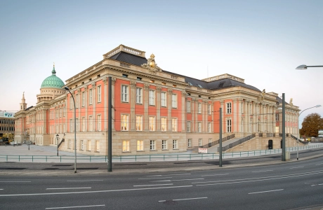state parliament building street 