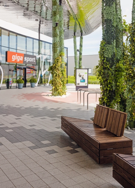 entrance shopping center modern