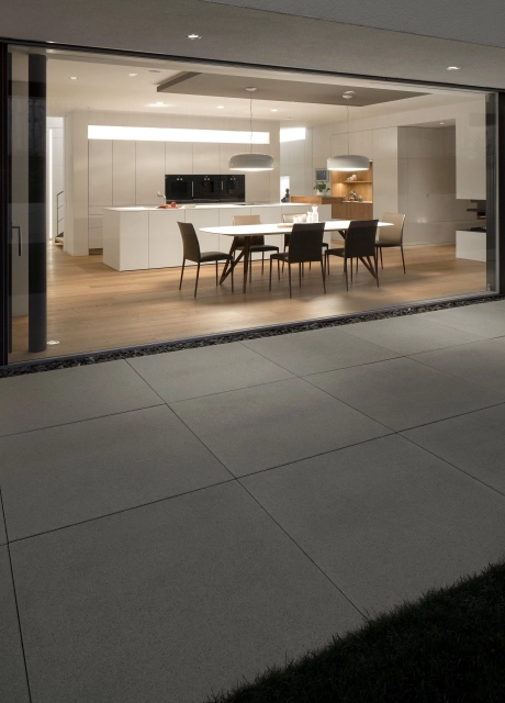 villa terrace planted modern
