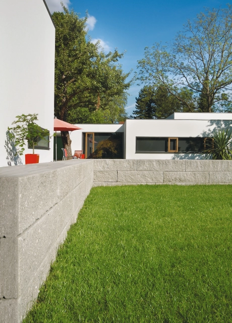 garden wall minimalist modern