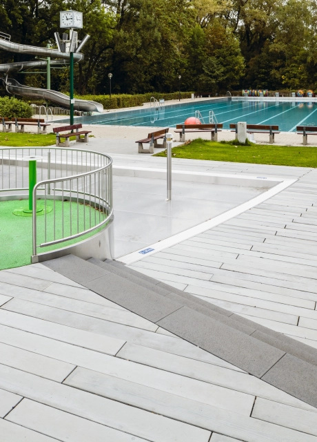 outdoor pool steps water basin