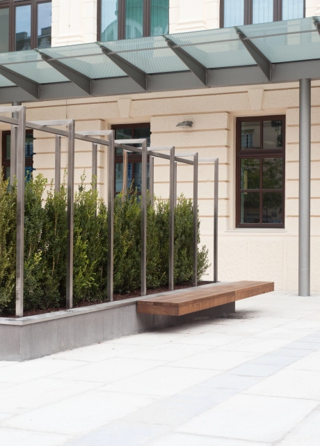 entrance forecourt station bench