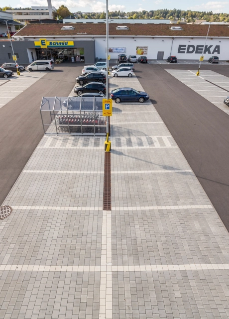parking lot store 