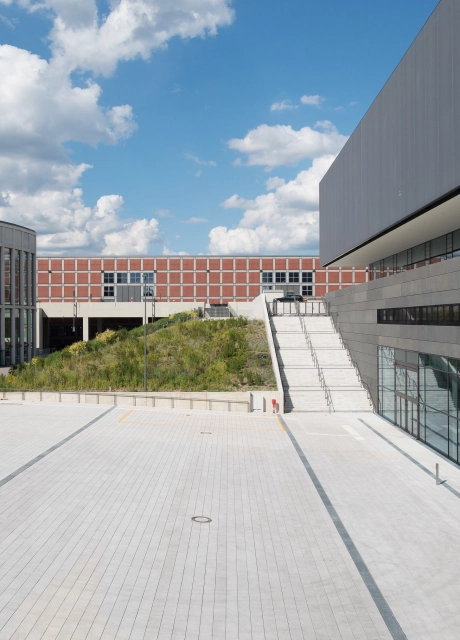 space fair outdoor staircase
