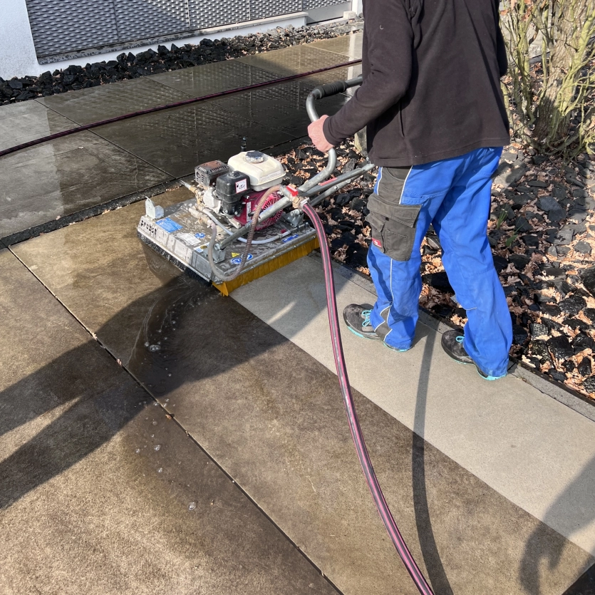High-pressure cleaners