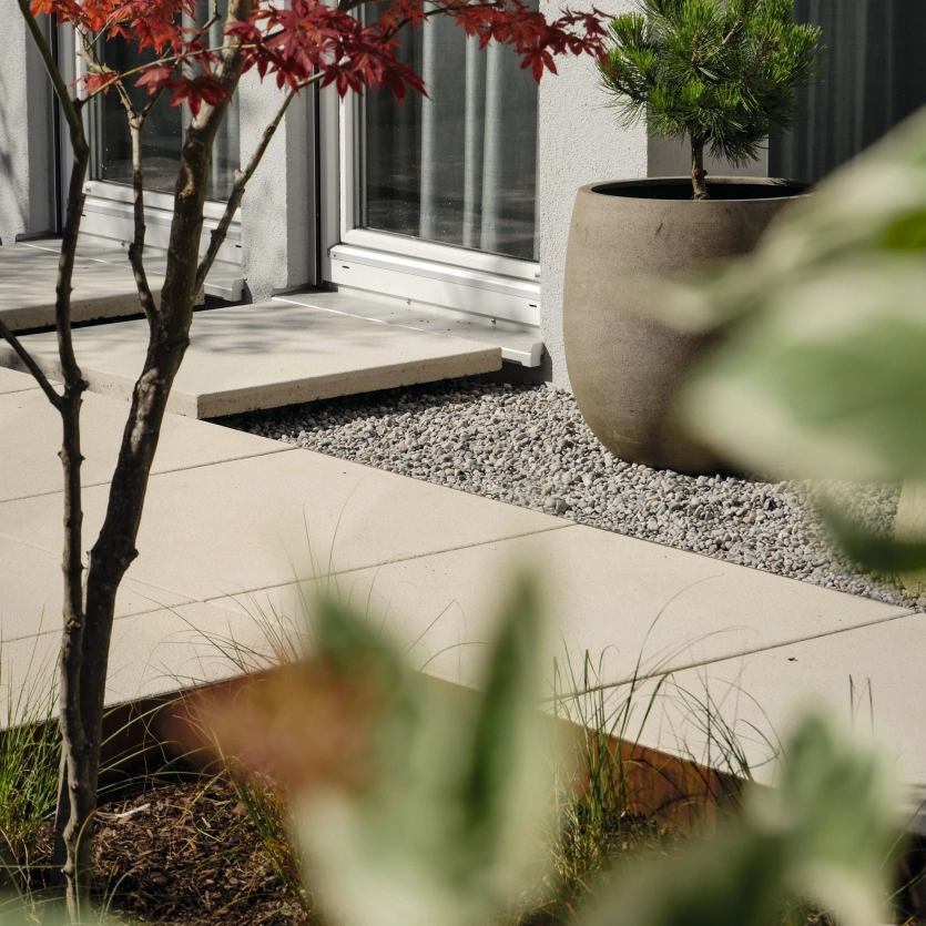 Patio slabs/GDM.NUEVA light