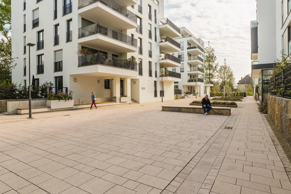 residential area path planted
