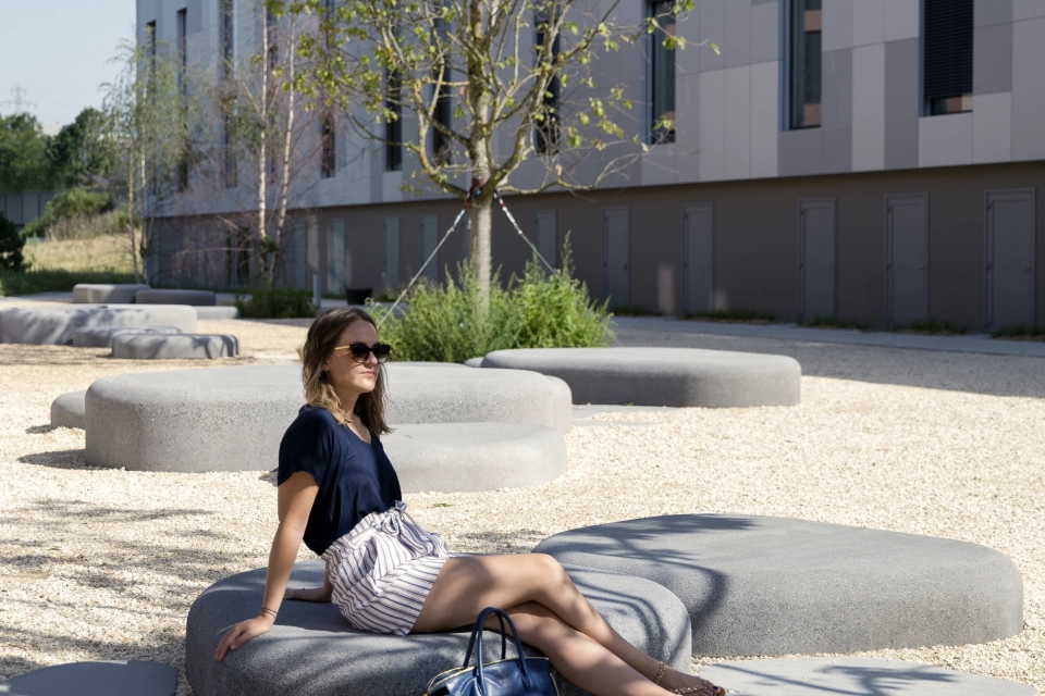 innovative open space furniture 