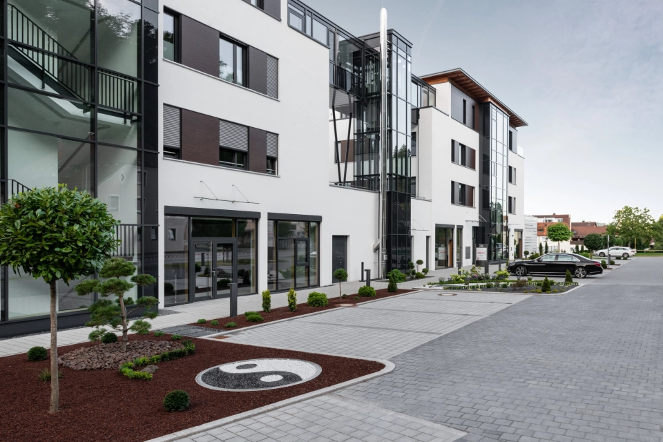 home nature modern commercial parking lot