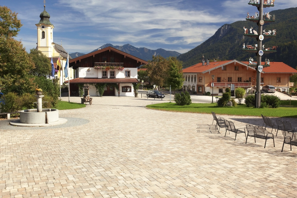 village center schleching school 