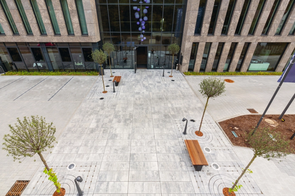 hotel modern entrance planted