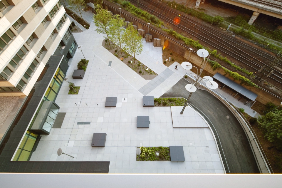 park planted high-rise