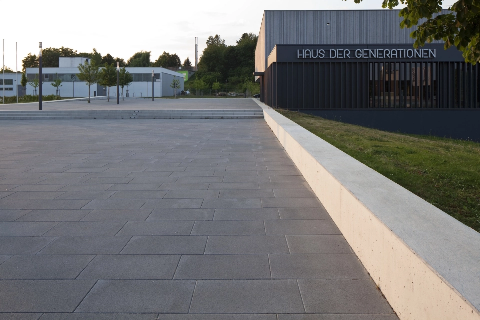 hall place modern 