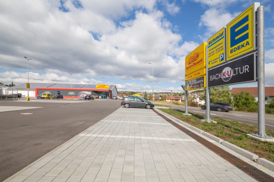 parking lot store 