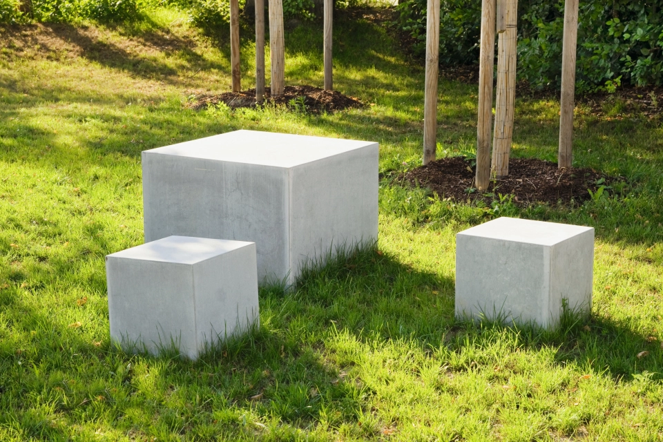 concrete cube seat lawn